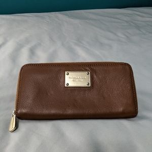 Michael Kors wallet